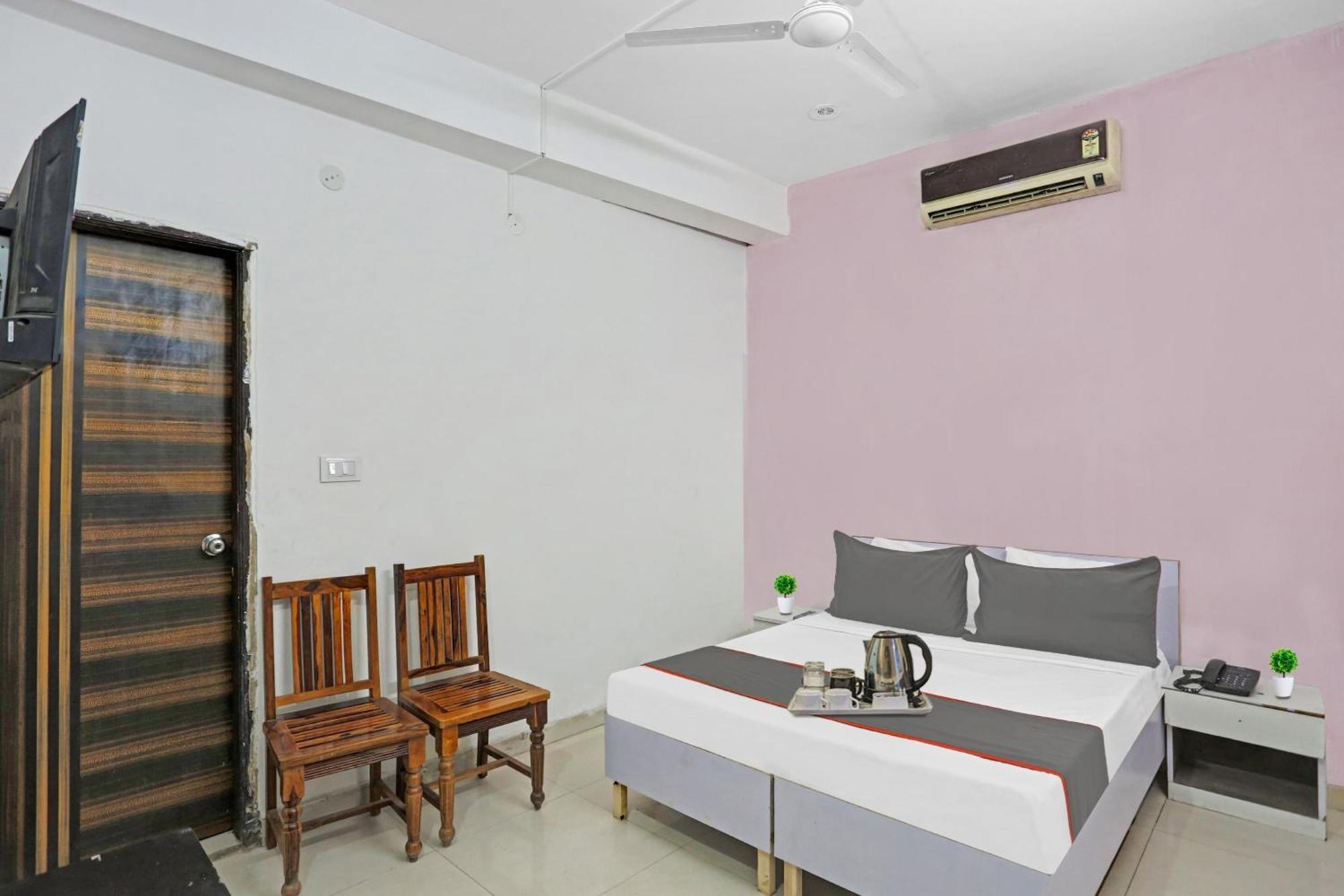Hotel O Imperial Residency Near Dashrath Puri Metro Station Νέο Δελχί Εξωτερικό φωτογραφία